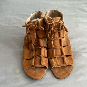 Vionic Suede Lace-up Sandals 9.5W